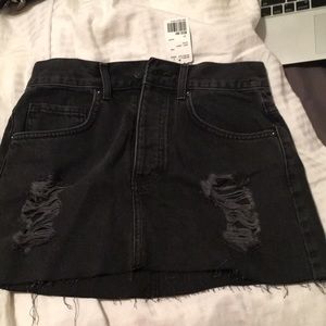 Black denim skirt forever 21